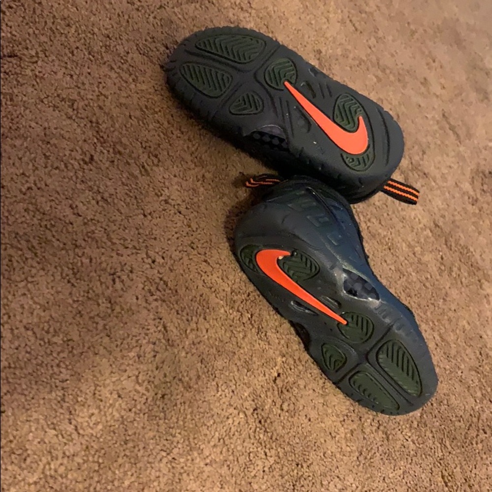Shoes - Picture 4 of 5